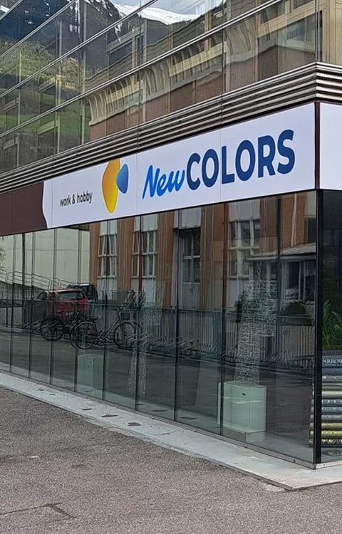 NEW COLORS Gmbh - Srl